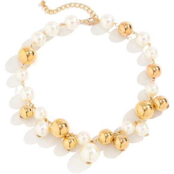 Chunky Gold Pearl Choker Necklace | Statement Jewelry - Picture 6 of 6